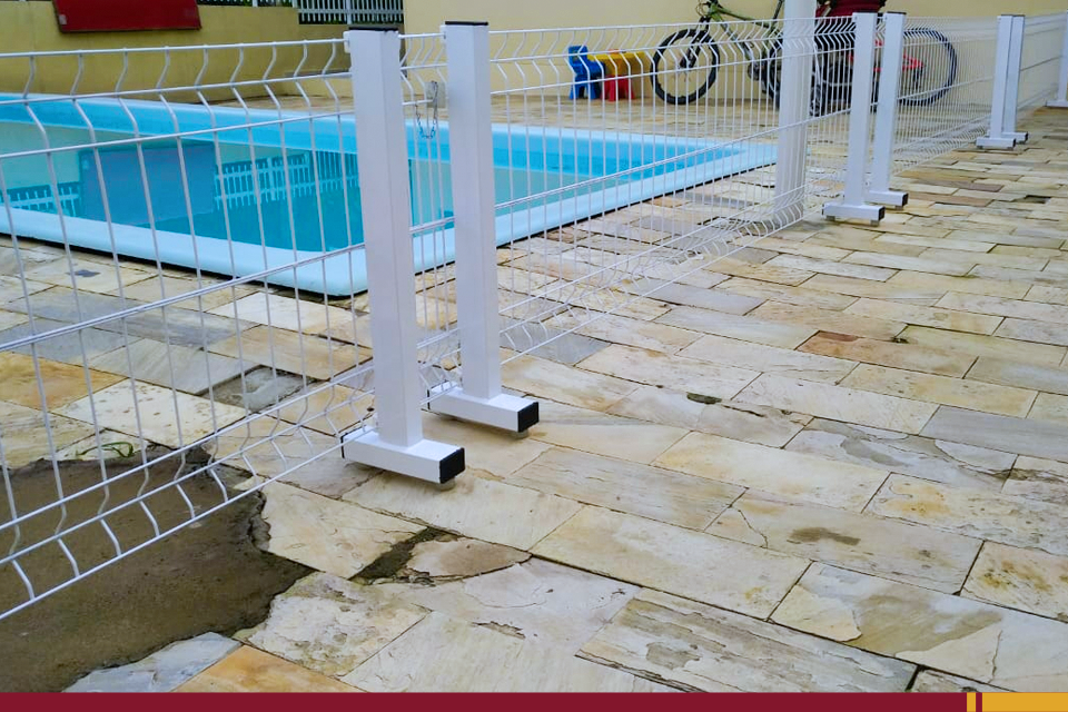 Cerca de proteção para piscina: conheça o modelo Multiuso da Cercas Cattoni!