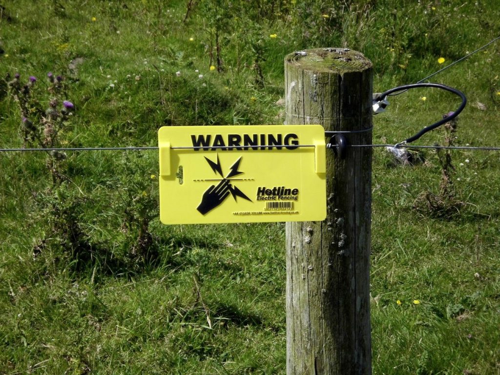 fazer cerca elétrica rural